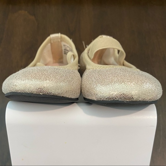 Ruby & Bloom Gold Shimmer Ballet Flats - Picture 5 of 8